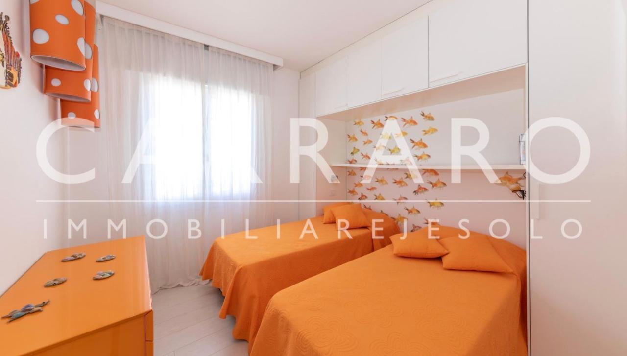Magnifico Appartamento Dominique Jesolo Lido Carraro Immobiliare - Family Apartments ภายนอก รูปภาพ